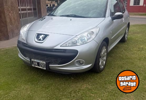 Autos - Peugeot 207 compact 2011 Nafta 216000Km - En Venta