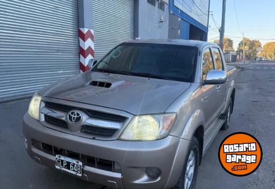 Camionetas - Toyota Hilux Srv 2007 Diesel 264000Km - En Venta
