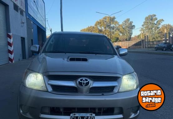 Camionetas - Toyota Hilux Srv 2007 Diesel 264000Km - En Venta