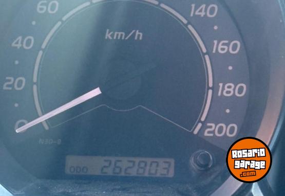 Camionetas - Toyota Hilux Srv 2007 Diesel 264000Km - En Venta