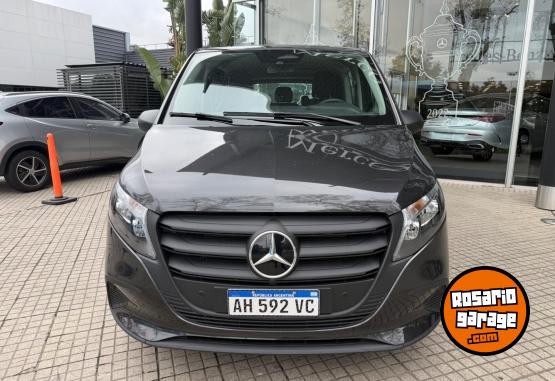 Utilitarios - Mercedes Benz Vito mixta 2025 Diesel 3500Km - En Venta