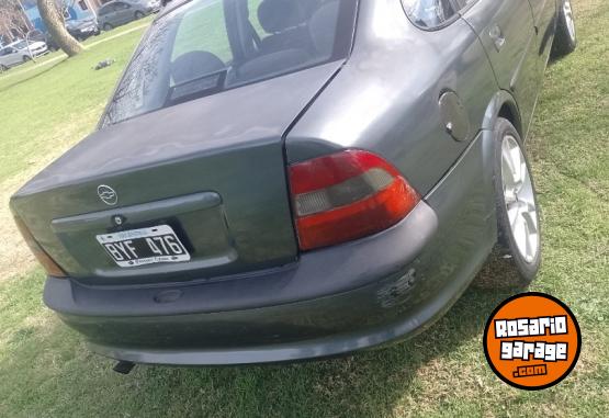 Autos - Chevrolet Vectra 1998 Nafta 225000Km - En Venta