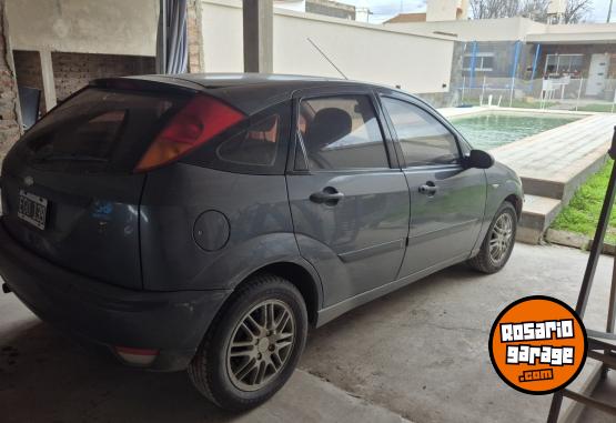 Autos - Ford Focus 1.8 2004 Nafta 360000Km - En Venta