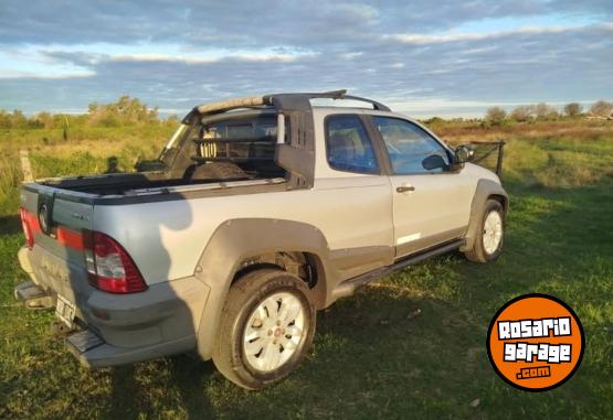 Camionetas - Fiat Strada Adventure Locker 2014 GNC 999999Km - En Venta