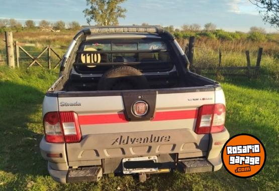 Camionetas - Fiat Strada Adventure Locker 2014 GNC 999999Km - En Venta