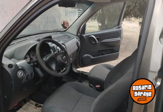 Utilitarios - Citroen Berlingo MultiSpace 2011 Nafta 154000Km - En Venta