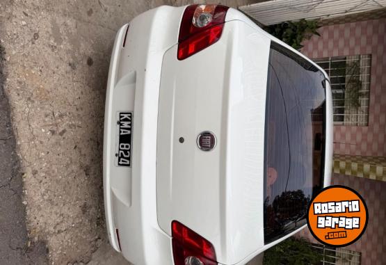 Autos - Fiat Siena 2011 GNC 250000Km - En Venta