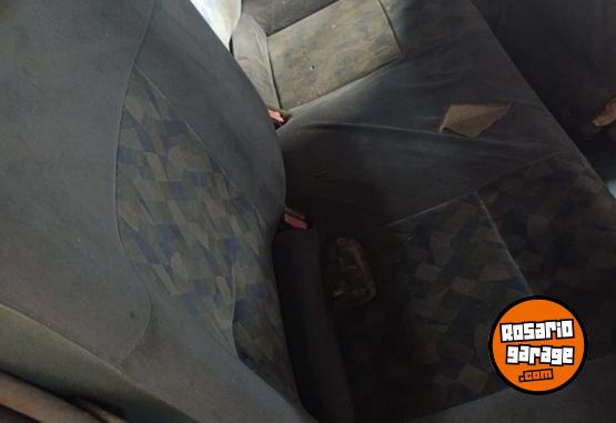 Autos - Renault Megane 1999 Nafta 100000Km - En Venta