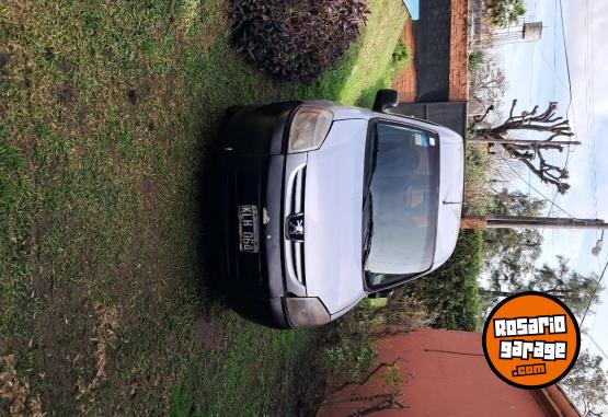 Utilitarios - Peugeot Parnert 2011 Diesel 320000Km - En Venta