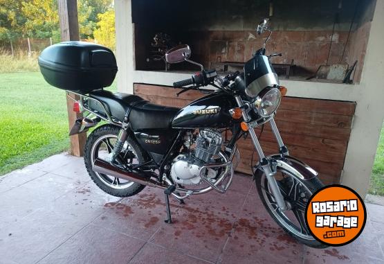 Motos - Suzuki GN 2024 Nafta 7400Km - En Venta