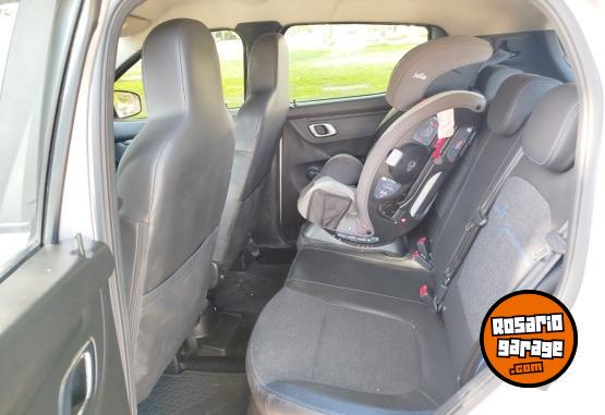 Autos - Renault KWID ICONIC BICOLOR 2025 Nafta 20000Km - En Venta