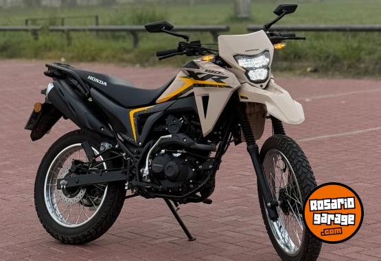 Motos - Honda XR 190L 2025 Nafta 4500Km - En Venta
