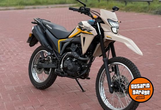 Motos - Honda XR 190L 2025 Nafta 4500Km - En Venta