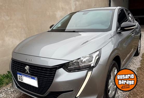 Autos - Peugeot 208 2024 Nafta 11000Km - En Venta