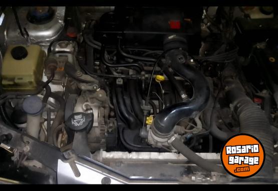 Utilitarios - Renault Berlingo 2003 Nafta 200000Km - En Venta