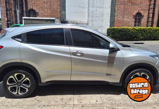 Autos - Honda Honda hrv exl 1ra mano pe 2016 Nafta 122000Km - En Venta