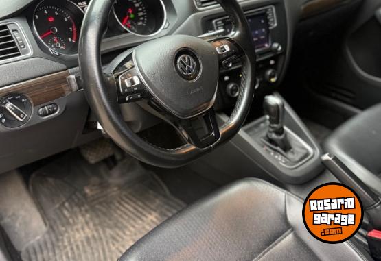 Autos - Volkswagen Vento Highline 1.4T AT 2017 Nafta 180000Km - En Venta