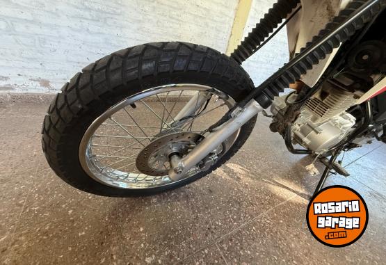 Motos - Honda Xr 150 2019 Nafta 19000Km - En Venta