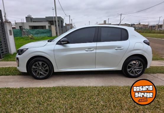 Autos - Peugeot 208 2025 Nafta 20000Km - En Venta