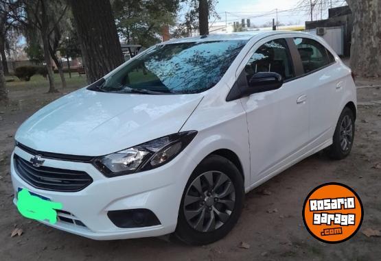 Autos - Chevrolet Onix joy Black 2021 Nafta 16000Km - En Venta