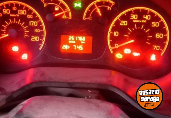 Utilitarios - Fiat DOBLO 1.4 16V ACTIVE 2013 GNC 250000Km - En Venta