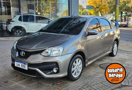 Autos - Toyota ETIOS XLS 1.5N 6MT 2018 Nafta 90000Km - En Venta