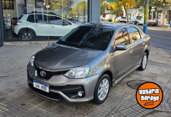 Autos - Toyota ETIOS XLS 1.5N 6MT 2018 Nafta 90000Km - En Venta
