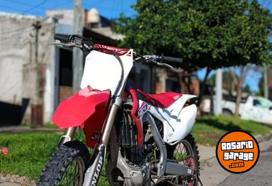 Motos - Honda Crf 2015 Nafta 1000Km - En Venta