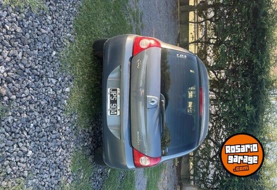 Autos - Renault Clio pack plus 2011 Nafta 173200Km - En Venta