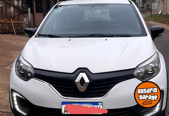 Autos - Renault Captur zen 2018 GNC 120000Km - En Venta