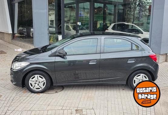 Autos - Chevrolet ONIX JOY+ PLUS 1.4N 2017 GNC 150000Km - En Venta