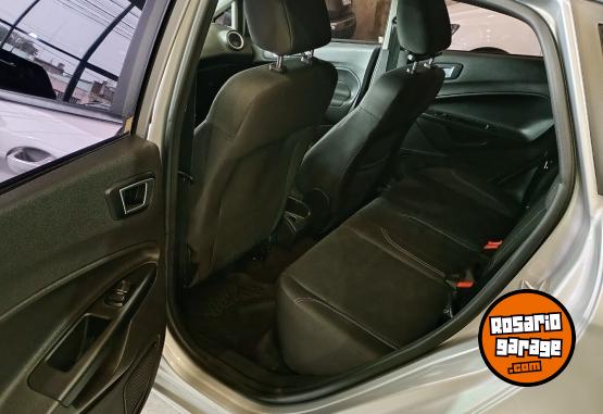 Autos - Ford Fiesta 2016 Nafta 151000Km - En Venta