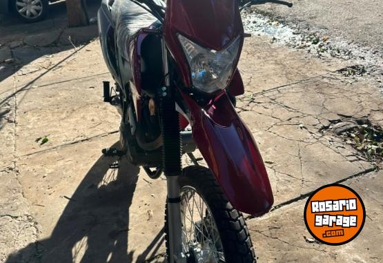 Motos - Zanella ZR 2025 Nafta 1400Km - En Venta
