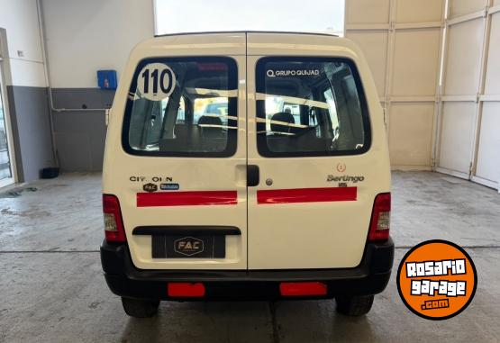 Utilitarios - Renault Berlingo 1.6 Hdi Bussines 2017 Diesel 160000Km - En Venta
