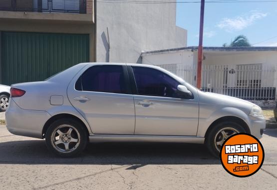 Autos - Fiat Siena 2016 GNC 228000Km - En Venta