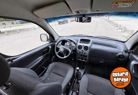Utilitarios - Peugeot PARTNER CONFORT HDI 1.6 2016 Diesel - En Venta