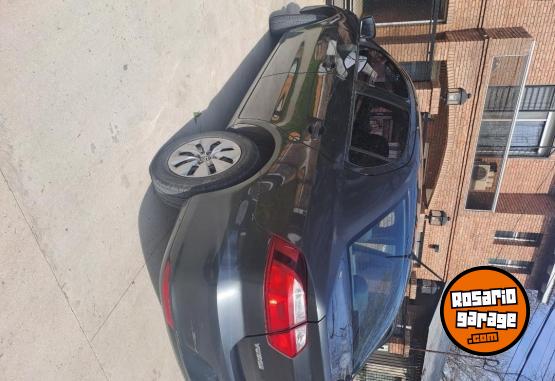Autos - Volkswagen Voyage 2013 Nafta 190000Km - En Venta