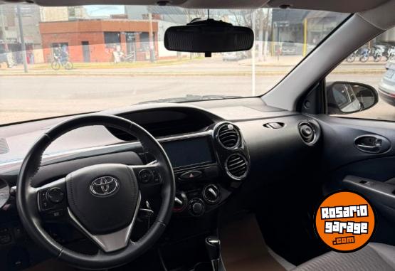 Autos - Toyota Etios 1.5 2021 Nafta 39230Km - En Venta