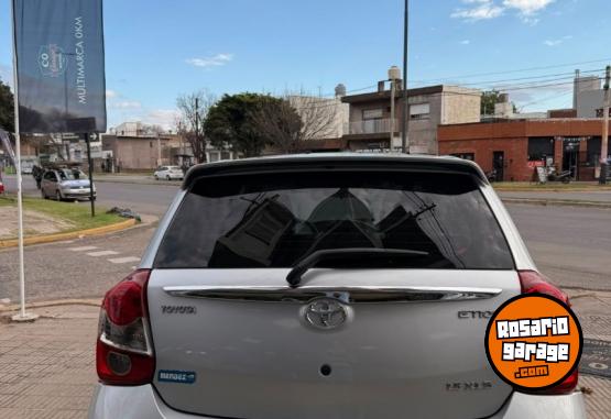 Autos - Toyota Etios 1.5 2021 Nafta 39230Km - En Venta