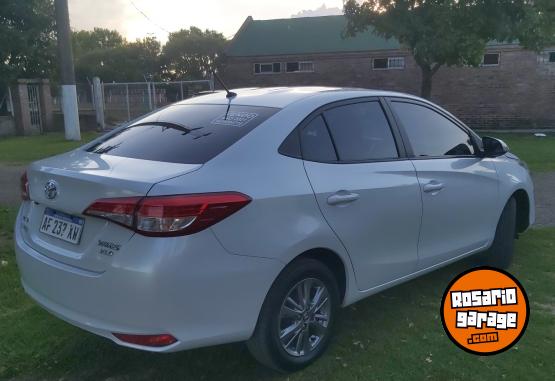 Autos - Toyota Yaris XLS 2021 Nafta 160000Km - En Venta