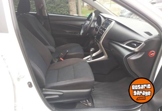 Autos - Toyota Yaris XLS 2021 Nafta 160000Km - En Venta