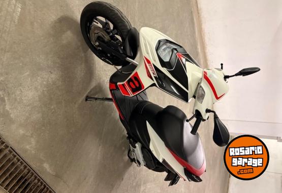 Motos - Aprilia Sr160 2023 Nafta 11500Km - En Venta
