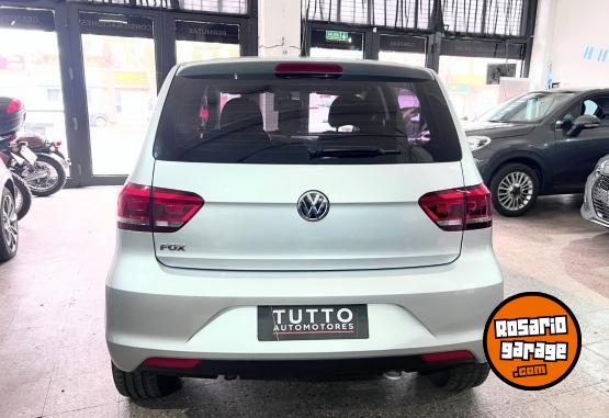 Autos - Volkswagen Fox connect 2019 Nafta 80000Km - En Venta