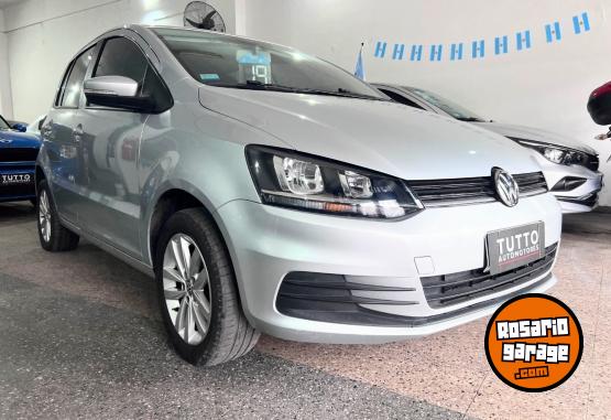 Autos - Volkswagen Fox connect 2019 Nafta 80000Km - En Venta