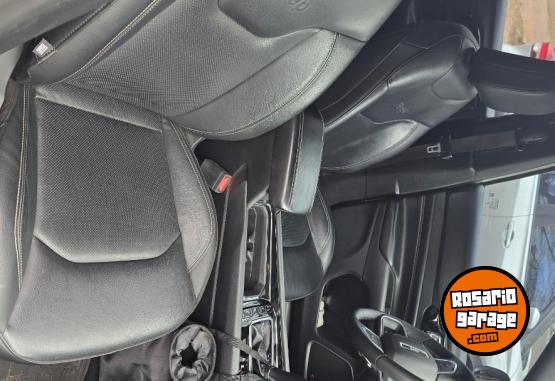Autos - Chrysler JEEP COMPASS S 1.3T 270 2023 Nafta 72200Km - En Venta