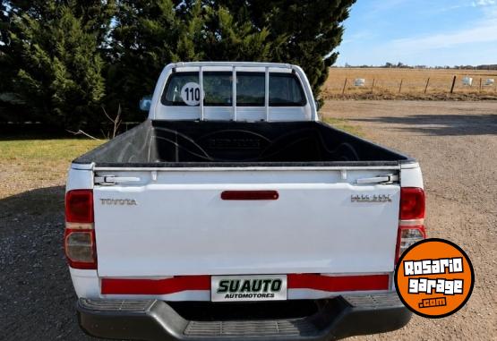 Camionetas - Toyota Hilux cabina simple 2014 Diesel 366000Km - En Venta