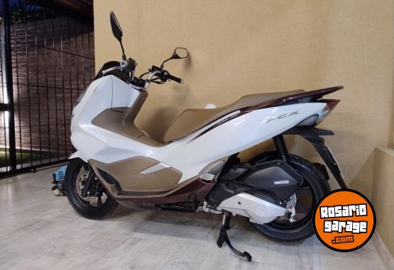 Motos - Honda PCX 2020 Nafta 3700Km - En Venta