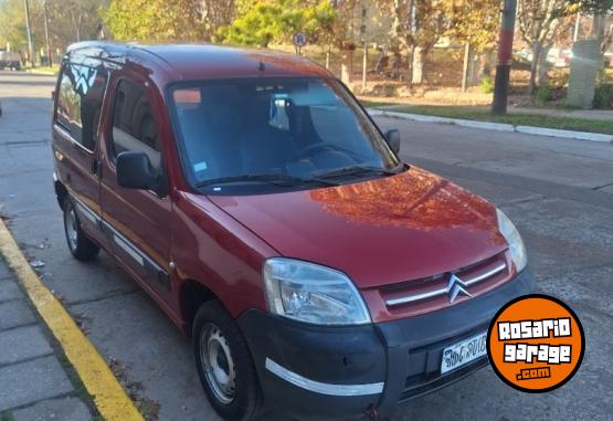 Utilitarios - Citroen Berlingo 2016 Diesel 111111Km - En Venta
