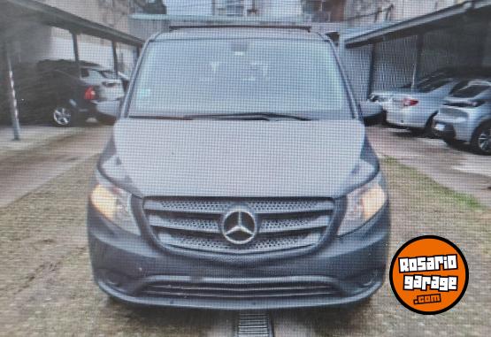 Camionetas - Mercedes Benz Vito 119, 9 asientos 2017 Nafta 171000Km - En Venta