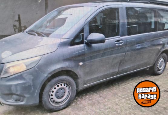 Camionetas - Mercedes Benz Vito 119, 9 asientos 2017 Nafta 171000Km - En Venta